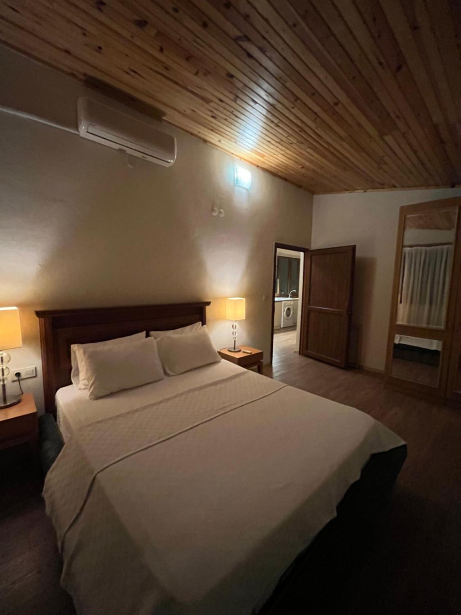 Kibala Hotel Чирали Экстерьер фото