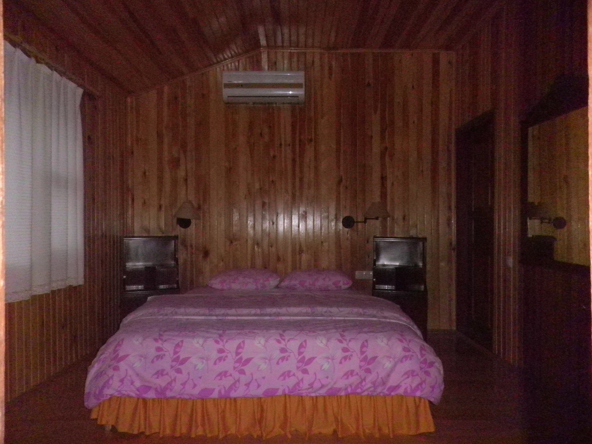 Kibala Hotel Чирали Экстерьер фото